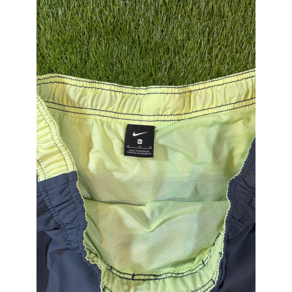 Nike Mens Swim Trunks Grey Neon Yellow Mesh Lined Board Shorts XL - Picture 3 of 7